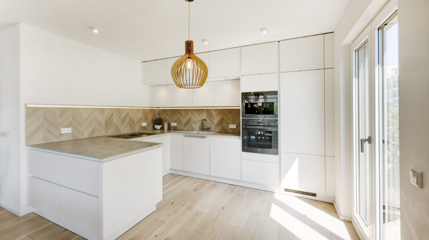 Neuwertige Wohnung mit Weitblick ins Grüne