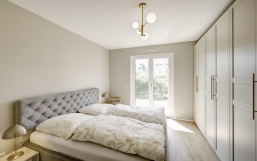 Neuwertige Wohnung mit Weitblick ins Grüne