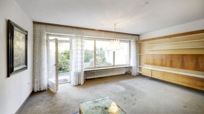 Charmantes Reihenmittelhaus mit Potenzial in ruhiger Lage
