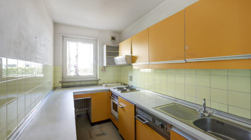 Renovierungsbedürftige 3-Zimmer-Wohnung in Bestlage von Nymphenburg